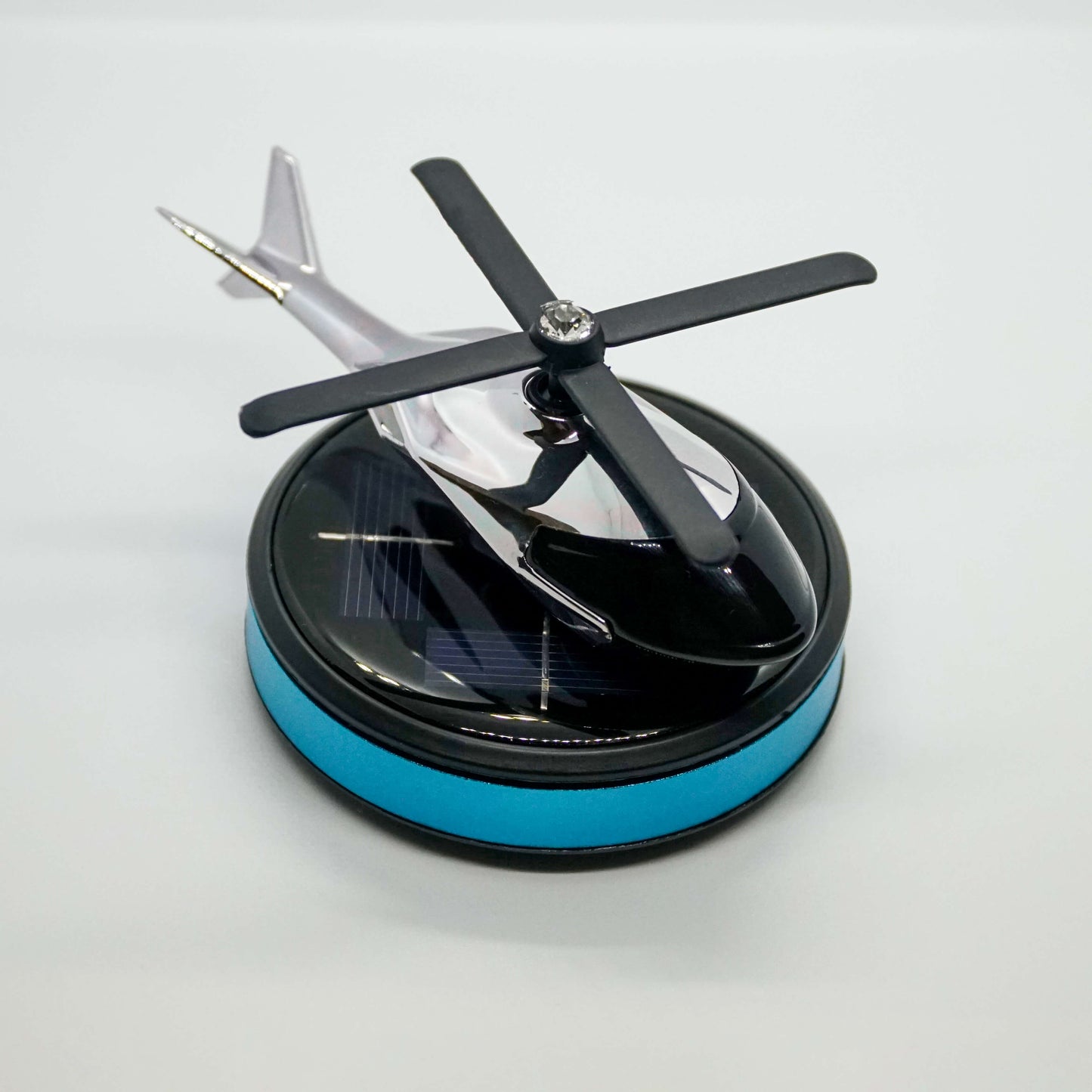 Odorizant Auto Elicopter solar pe baza de ulei parfumat cu difuzor de aromaterapie